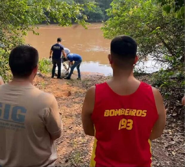 Bombeiros localizam corpo de homem que desapareceu no rio Anhanduí